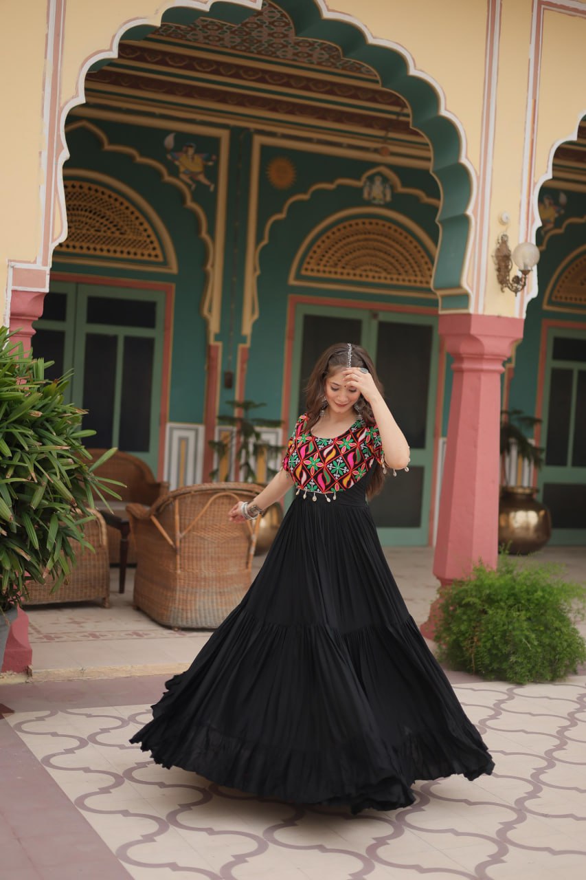 Kutchi Gamathi Work Cotton Black Flared Navratri Special Gown