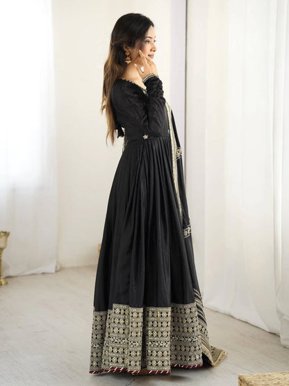 Black Chinon Thread Sequin Work Anarkali Pant Dupatta Set for Women Festive Wedding Party Wear Ethnic Dress