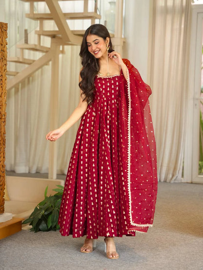 Red Jacquard Butti Anarkali Pant Dupatta Set for Women Festive Wedding Party Wear Ethnic Dress